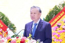 Tổng Bí thư Tô Lâm: Quân khu 4 cần vững bước trong thời bình