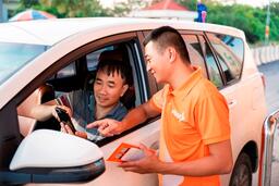 Vietcombank: Ngân hàng đầu tiên liên kết trực tiếp với tài khoản giao thông ePass, không cần nạp tiền, trừ trực tiếp qua tài khoản