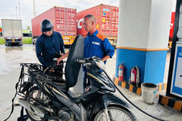 Giá xăng dầu hôm nay ngày 21/11/2025: Đảo chiều tăng nhẹ