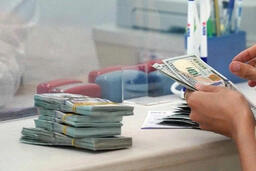 Tỷ giá USD ngày 2/12/2025:  Lao dốc đầu tháng