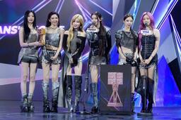 Baby Monster thống trị lượt xem của MAMA 2025 bất chấp tranh cãi