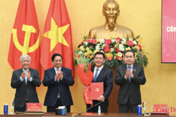 Đảng ủy Quốc hội có tân Phó Bí thư; bổ nhiệm cán bộ tại nhiều địa phương