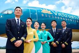 Lợi nhuận Vietnam Airlines lập đỉnh, HVN tăng kịch trần