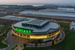 Vingroup ghi nhận doanh thu kỷ lục năm 2025, lợi nhuận sau thuế tăng 111%