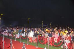 Becamex Bình Định trao sổ đỏ cho người dân trong thời khắc giao thừa