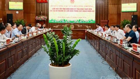 Thứ trưởng Bộ Công Thương Nguyễn Hoàng Long làm việc với tỉnh Điện Biên