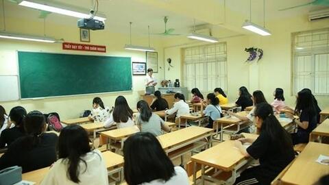 Đối tượng hưởng chính sách thu hút, trọng dụng đối với nhà giáo