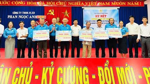 Công đoàn xã Nam Phước kết nối doanh nghiệp đồng hành cùng đoàn viên nghiệp đoàn nghề cá