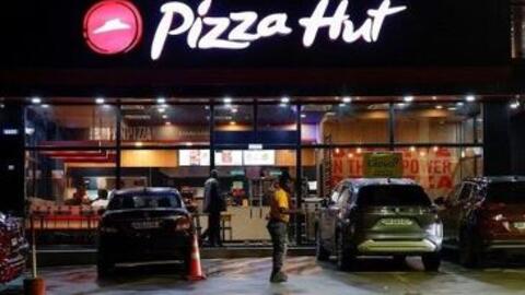 Yum Brands bán chuỗi Pizza Hut với giá khoảng 2,7 tỷ USD