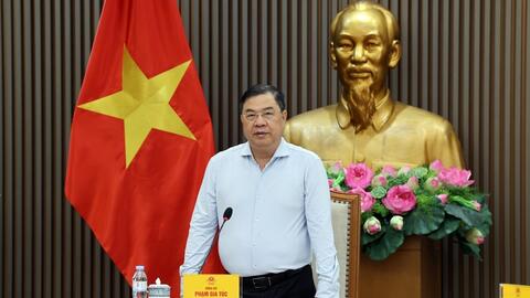 Đẩy nhanh triển khai các dự án hợp tác đầu tư, hạ tầng trọng điểm Việt Nam - Lào