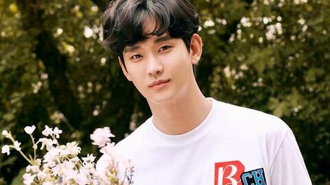 Kim Soo Hyun sẽ tổ chức buổi gặp mặt 20.000 fan ngay khi trở lại