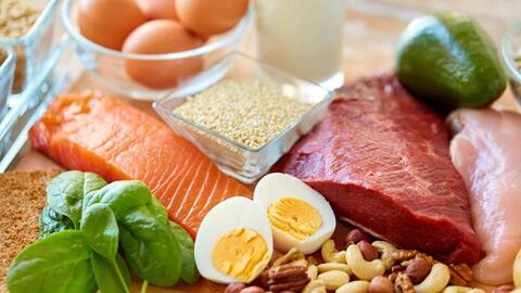 Người bị axit uric cao vẫn có thể ăn thịt, cá, trứng nếu biết cách này