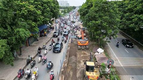 Hà Nội phân luồng Đại lộ Thăng Long để sửa chữa 4 cầu