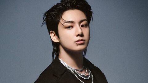 Jungkook (BTS) dẫn đầu doanh số album solo K-pop với “GOLDEN”