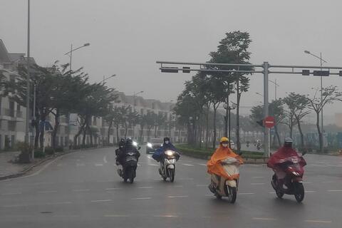 Bắc Bộ có sương mù, Trung Bộ đến Nam Bộ mưa cục bộ