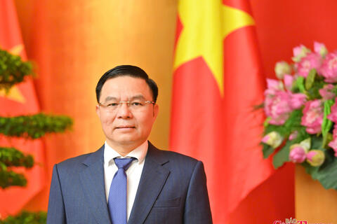 Thủ tướng giao Quyền Bộ trưởng Bộ Công Thương cho đồng chí Lê Mạnh Hùng