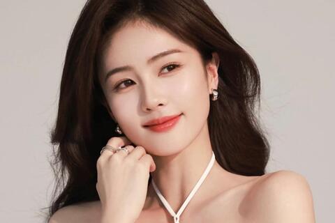 Bạch Lộc phản ứng khi khán giả hỏi bí quyết giảm cân