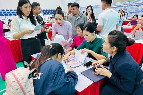 21 doanh nghiệp tham gia tuyển dụng 1.234 chỉ tiêu việc làm