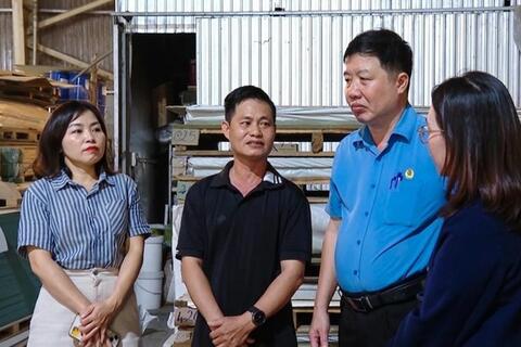 Doanh nghiệp chia sẻ khó khăn để giữ chân người lao động