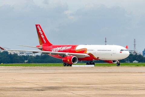 Bay Hà Nội – Praha cùng Vietjet chỉ từ 5.940.000 đồng