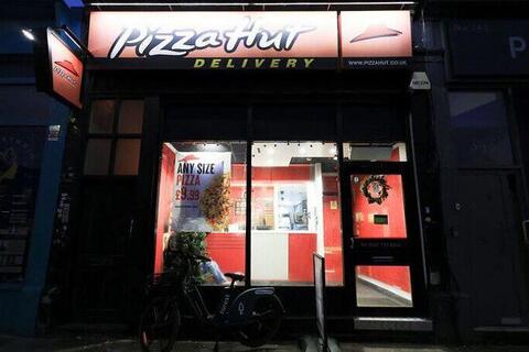 Chuỗi Pizza Hut sắp bị bán đứt, đã phải đóng 250 cửa hàng