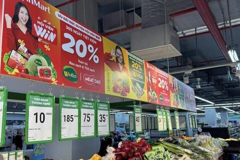 Dữ liệu từ 2.000 cửa hàng bán lẻ: Giá dầu rớt từ 113 xuống 70 USD, người Việt lập tức mở hầu bao trở lại