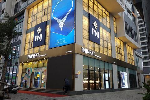 Cổ phiếu PNJ tăng trần khi cơ quan điều tra xác định PNJ có đầy đủ hồ sơ nhập khẩu kim cương