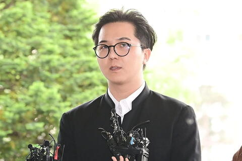 Song Mino (WINNER) phải thực hiện lại 102 ngày nghĩa vụ sau khi án tù treo có hiệu lực