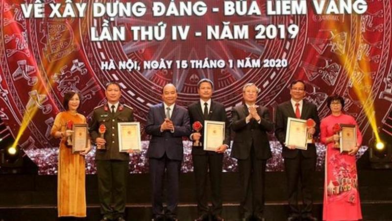 Tôn vinh tác phẩm báo chí xuất sắc về công tác xây dựng Đảng