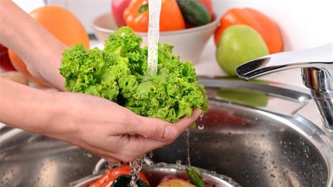 Cần bỏ ngay 5 thói quen này khi chế biến rau kẻo ‘rước họa vào thân’ Cần bỏ ngay 5 thói quen này khi chế biến rau kẻo ‘rước họa vào thân’
