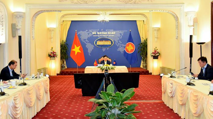 Hội nghị hẹp Bộ trưởng Ngoại giao ASEAN: Việt Nam đưa ra loạt sáng kiến và đề xuất - Ảnh 2. Hội nghị hẹp Bộ trưởng Ngoại giao ASEAN: Việt Nam đưa ra loạt sáng kiến và đề xuất - Ảnh 2.