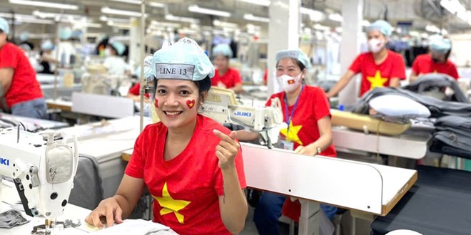 Tình yêu Tổ quốc trong công nhân và nét đẹp văn hoá lan tỏa từ doanh nghiệp
