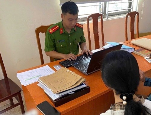 Bắt cóc online và công an, tòa, viện không bao giờ làm việc qua điện thoại
