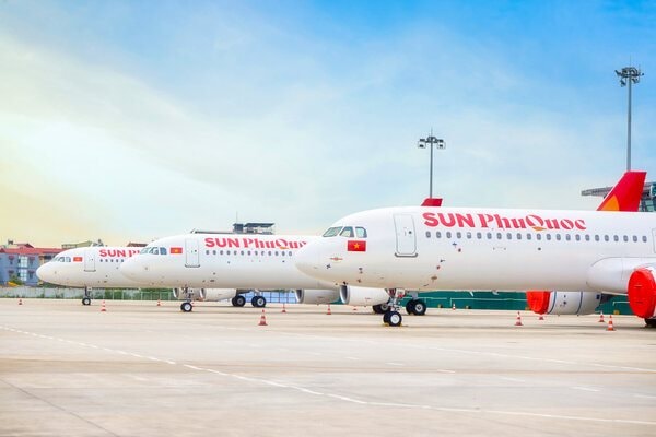 sun-phu-quoc-airways-don-tau-bay.jpg