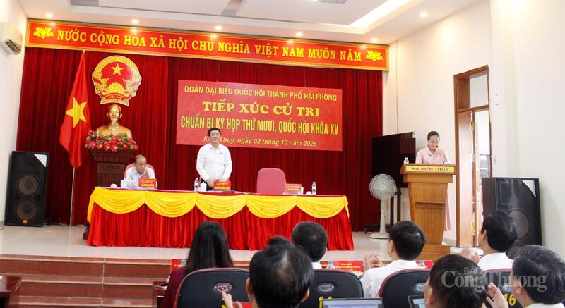 Bộ trưởng Bộ Công Thương Nguyễn Hồng Diên chủ trì tiếp xúc cử tri chuẩn bị kỳ họp thứ 10, Quốc hội khóa XV.