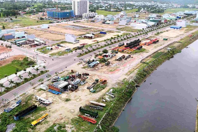 Đất dự án khu đô thị tại Gia Lai bị chiếm dụng làm bãi xe trái phép nhiều năm