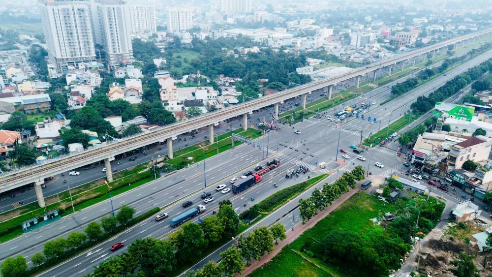 Nút giao Bình Thái kết nối các trục giao thông trọng điểm dẫn về cảng Cát Lái, Phú Hữu, Trường Thọ, khu công nghệ cao và Quốc lộ 1. Ảnh: Anh Tú