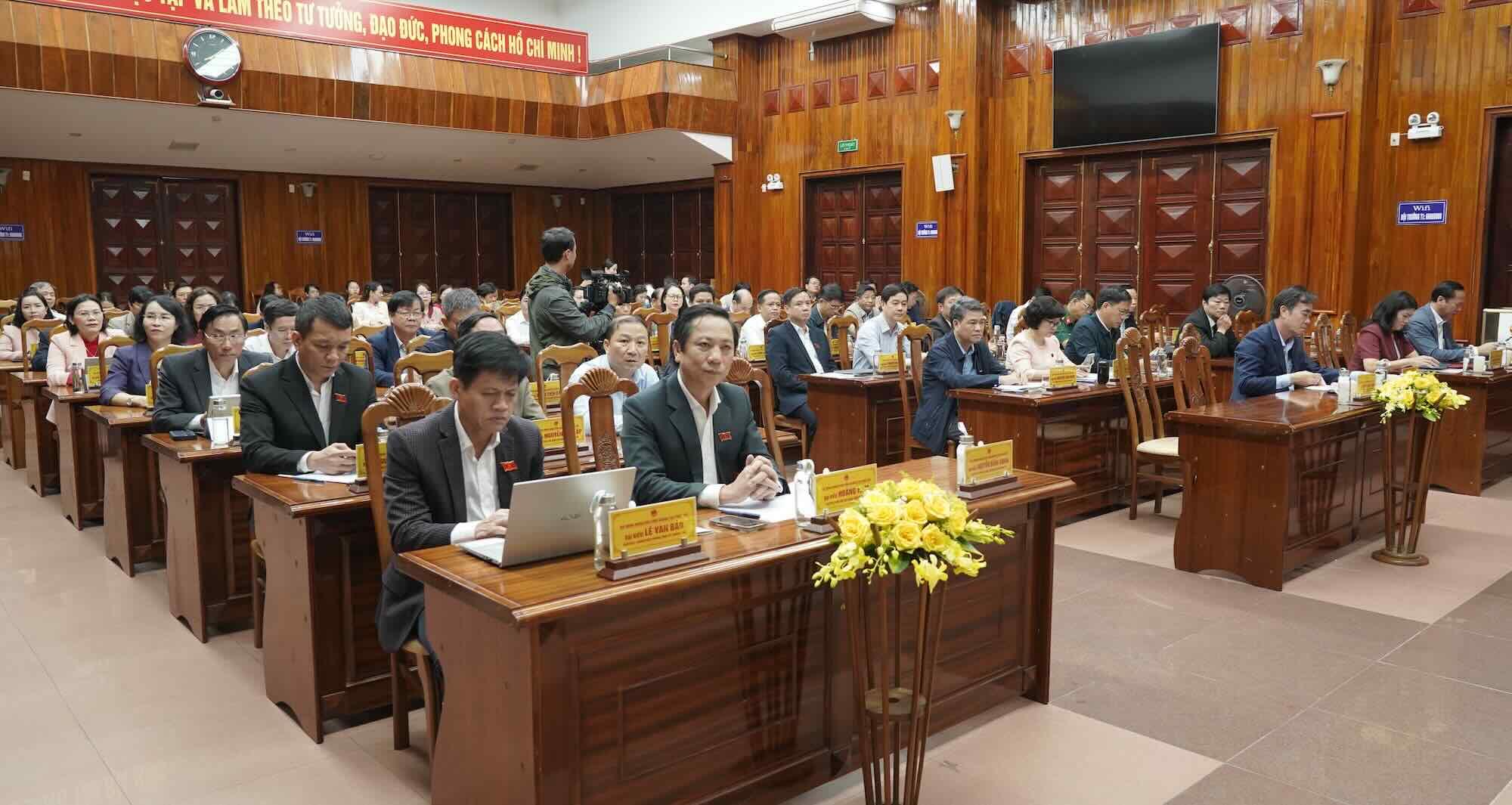 Quang cảnh kỳ họp. Ảnh: Công Sáng