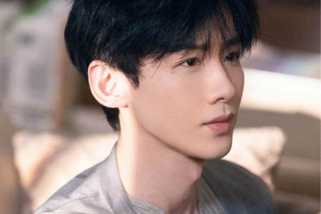 Bạch Kính Đình lại vướng nghi vấn về thái độ