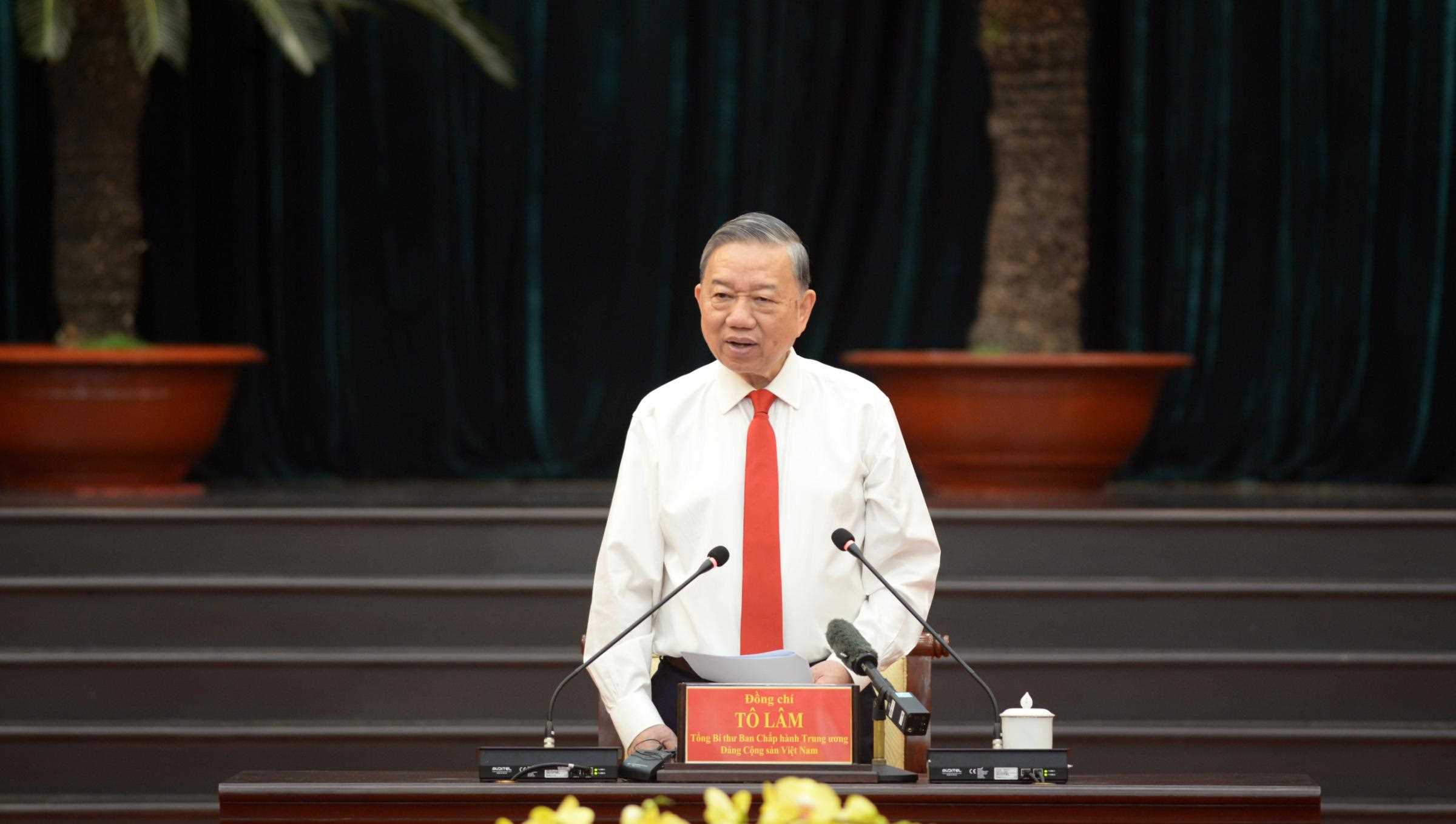 Tổng Bí thư Tô Lâm phát biểu tại buổi thăm, chúc Tết Đảng bộ, chính quyền TPHCM.  Ảnh: Hà Khánh