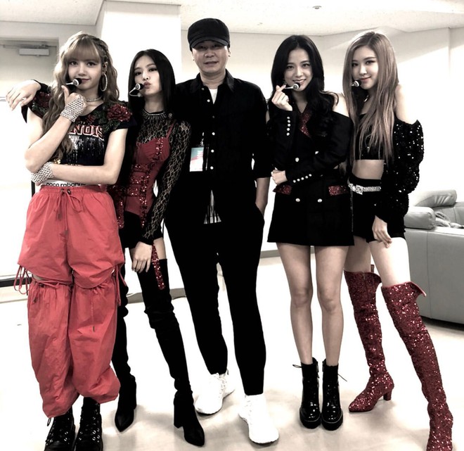 Yang Hyun Suk và nhóm Blackpink. Ảnh: Lotte