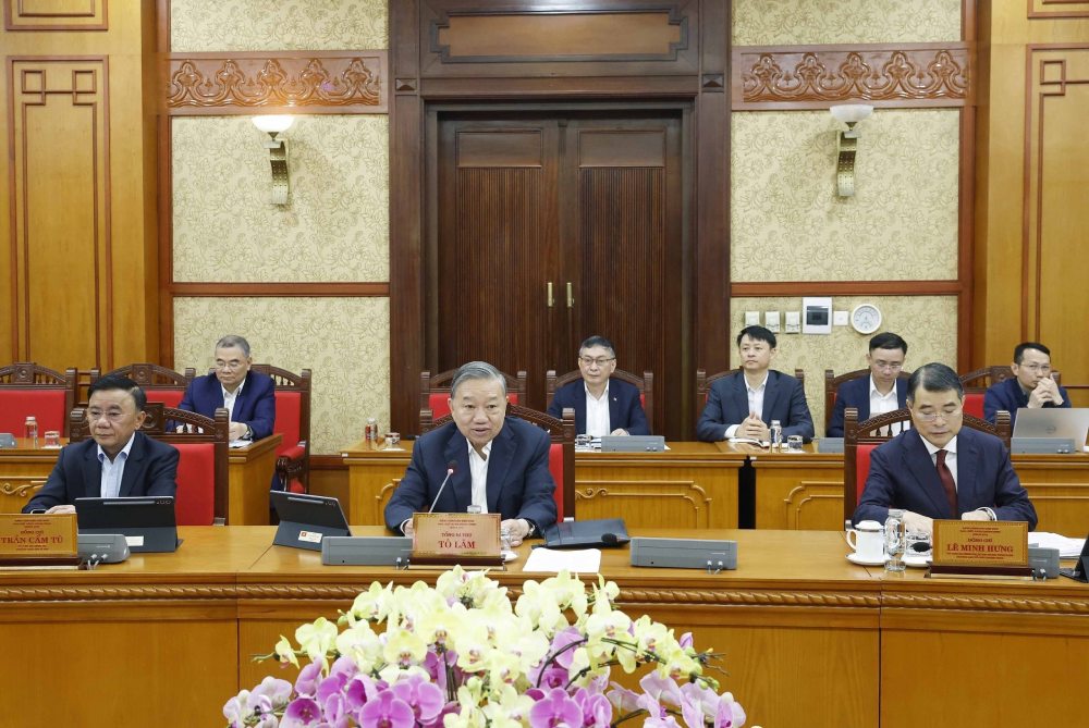 Tổng Bí thư Tô Lâm phát biểu chỉ đạo tại cuộc họp. Ảnh: TTXVN