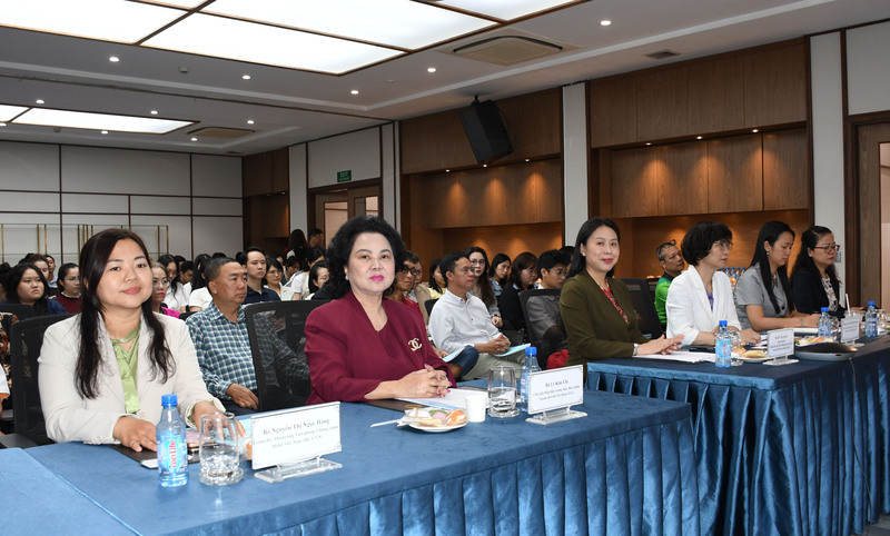 Đại biểu tham dự sự kiện. Ảnh: Minh Khuê.