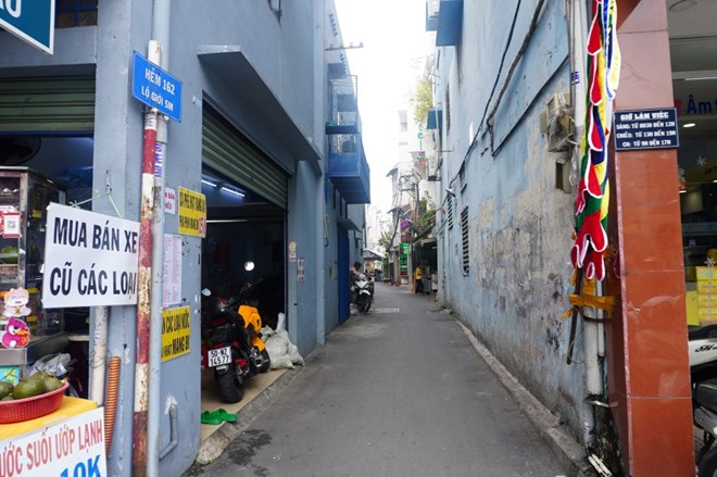 TPHCM chi 45 tỉ đồng lắp đèn chiếu sáng hơn 500 hẻm tại 11 phường