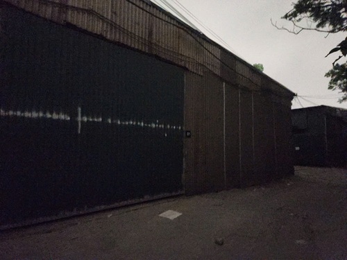 Loạt nhà xưởng xây dựng trái phép trên đất nông nghiệp tại Tân Triều bị cắt điện. Ảnh: Minh Hạnh