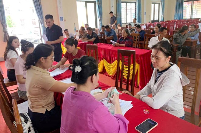 Hoàn thành bồi thường nứt nhà dân do thi công Quốc lộ 8A sau nhiều lần trễ hẹn