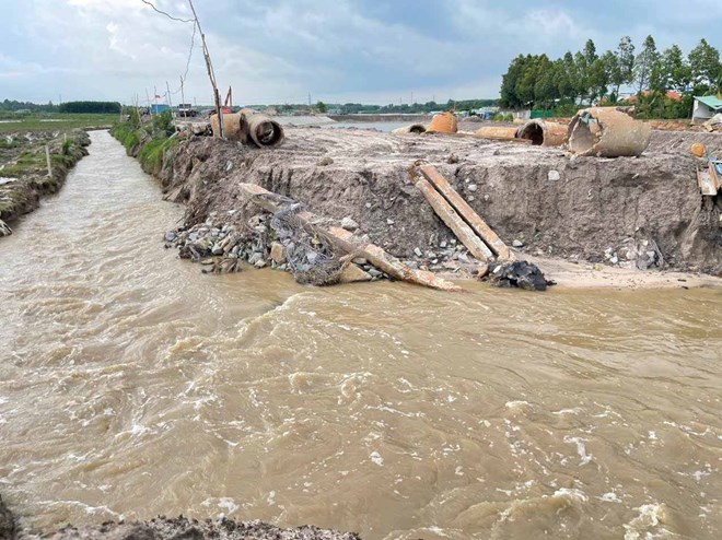 Giải phóng mặt bằng làm 19km Suối Cái, còn 33 trường hợp chưa bàn giao đất
