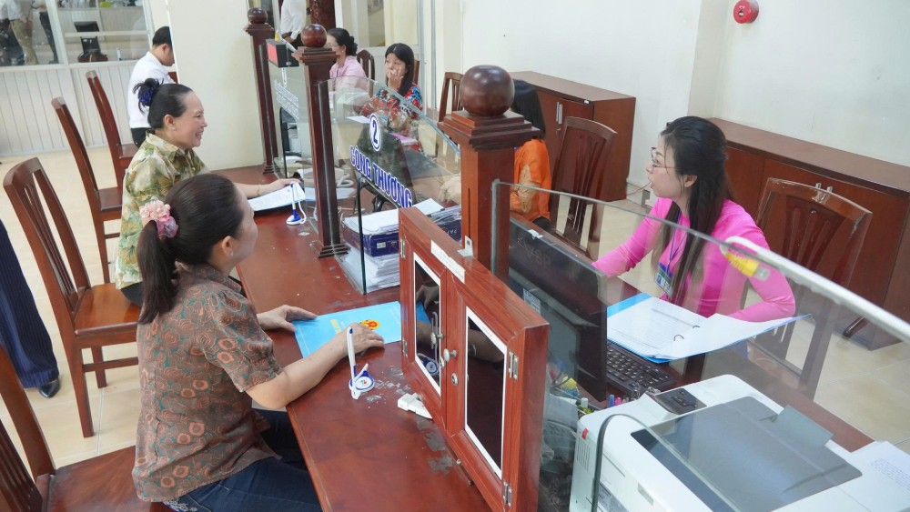 Trung tâm phục vụ hành chính công phường Ninh Kiều, Cần Thơ. Ảnh: Tạ Quang