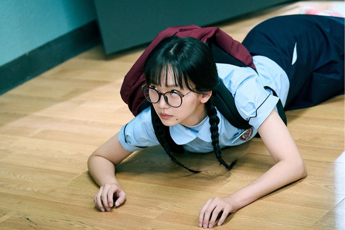 “Bài học đáng đời” tăng mạnh lượt xem trên Netflix toàn cầu trong tuần thứ hai. Ảnh: Netflix