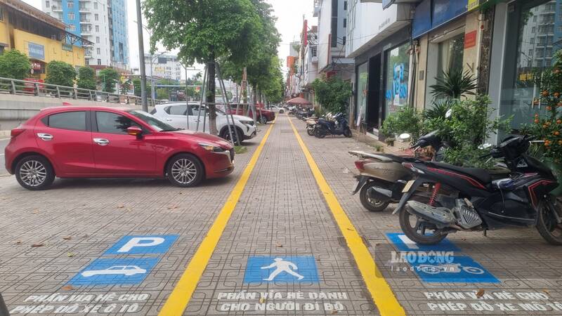 Vỉa hè tại tuyến đường Hoàng Văn Thụ. Ảnh: Việt Bắc